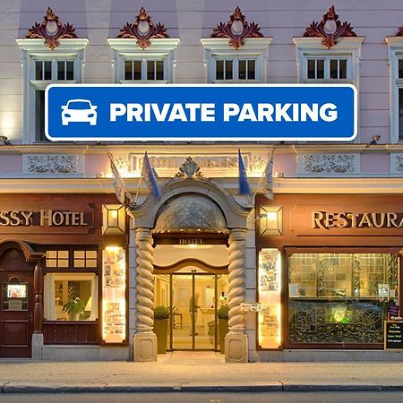 קרלובי וארי Hotel Embassy מראה חיצוני תמונה